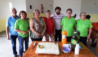 MELHOR IDADE DE JAPIRA COMEMORAM ANIVERSÁRIOS COM FESTA