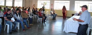 JAPIRA REALIZA REUNIÃO PARA REGULARIZAÇÃO FUNDIÁRIA