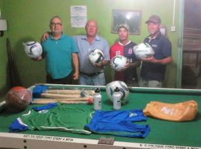 BAIRROS TAMBÉM  RECEBEM  MATERIAIS ESPORTIVOS