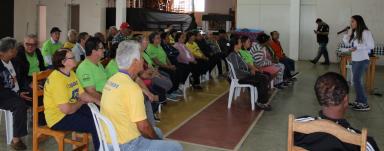 MELHOR IDADE PARTICIPA DE PALESTRA SOBRE ALIMENTAÇÃO SAUDÁVEL