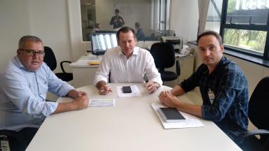 Prefeito Municipal Angelo Marcos Vigilato esteve presente, na Secretaria de Infraestrutura e Logística -SIEL e Secretaria do Desenvolvimento Urbano -SEDU.
