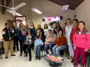 Neste dia 22 de agosto, as gestantes e lactantes de Japira foram convidadas a participar de um encontro a fim de incentivar e conscientizar sobre a importância da amamentação exclusiva até os 6 meses e complementada até dois anos ou mais de vida do b