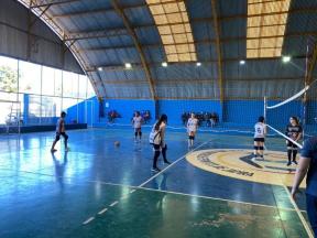 AMISTOSO DE VÔLEI FEMININO